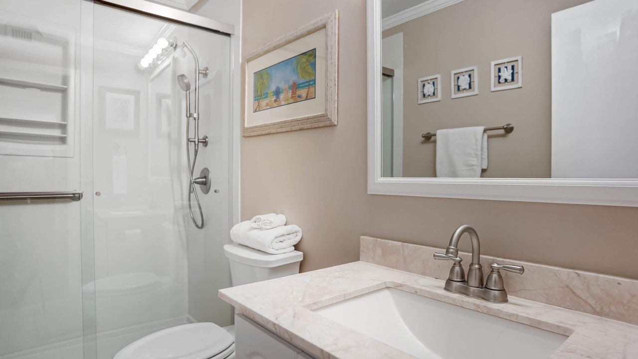 Photo of Bathroom in Harbour Town