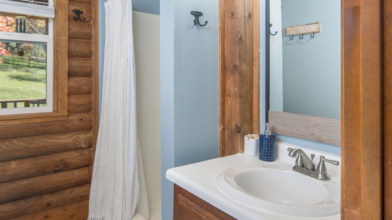 Photo of Bathroom in Banner Elk