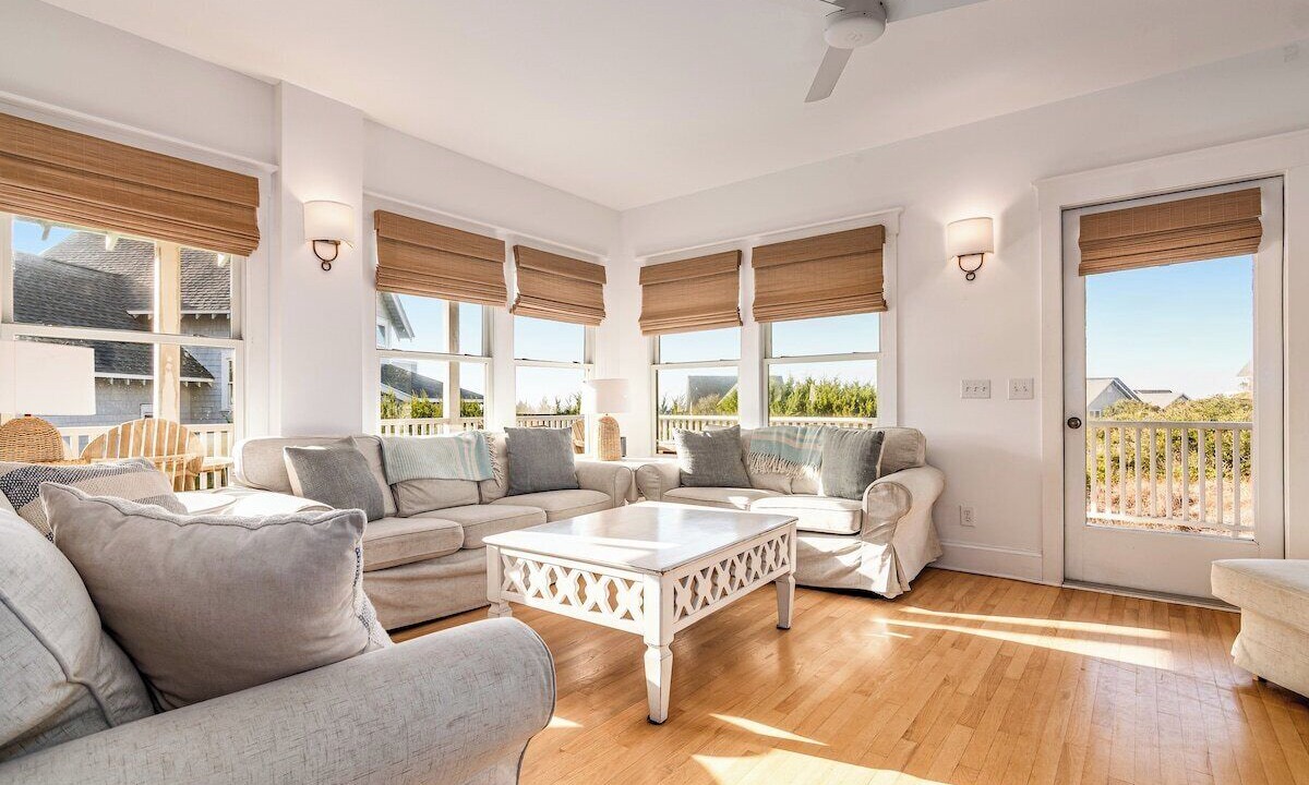 Photo of Livingroom in Killegray Ridge