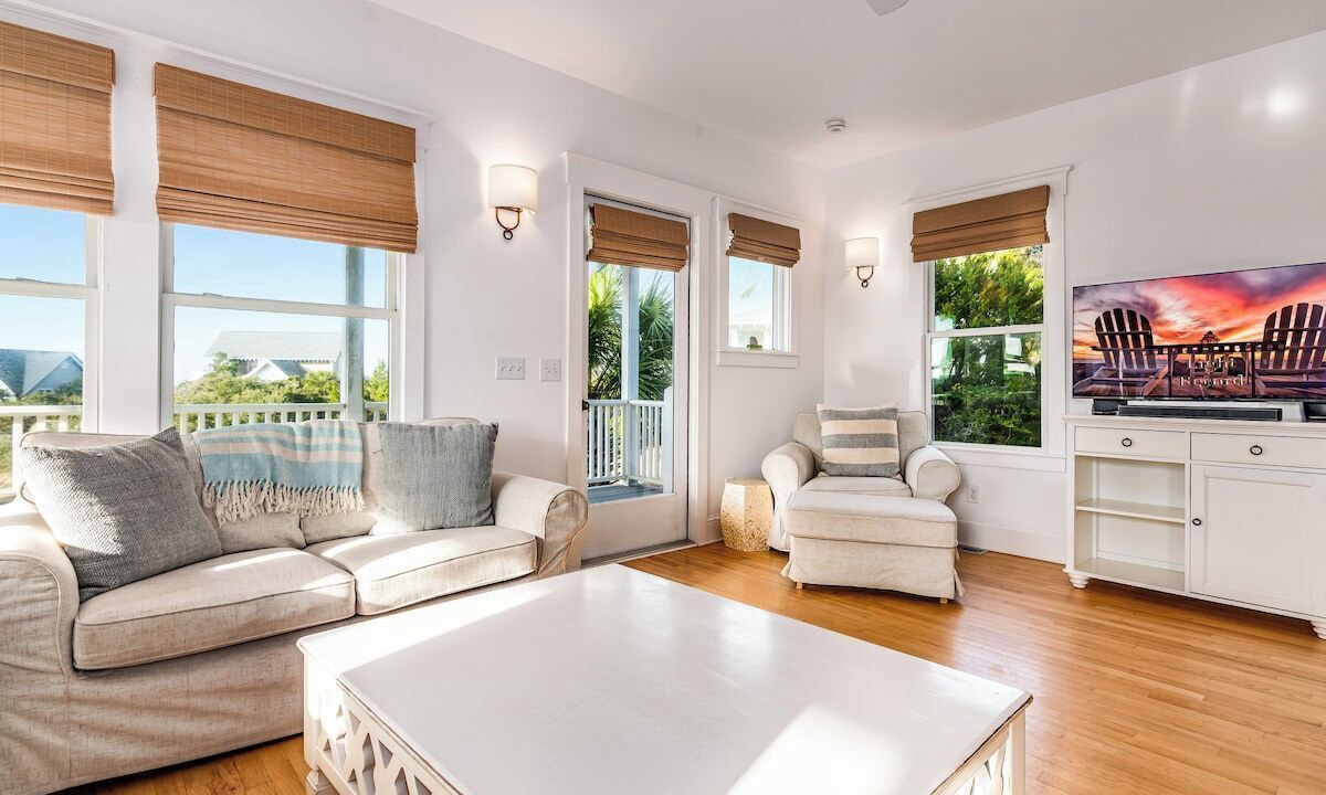 Photo of Livingroom in Killegray Ridge