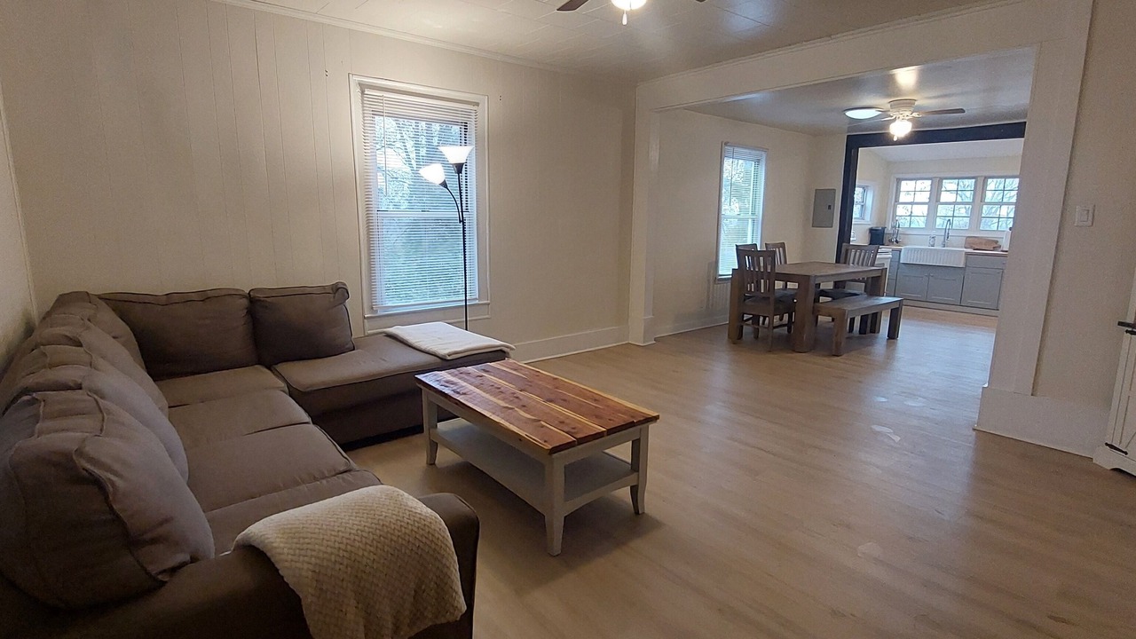 Photo of Livingroom in Kings Mountain