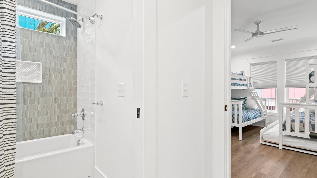 Photo of Bathroom in Long Beach