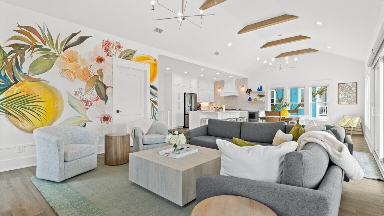 Photo of Livingroom in Long Beach