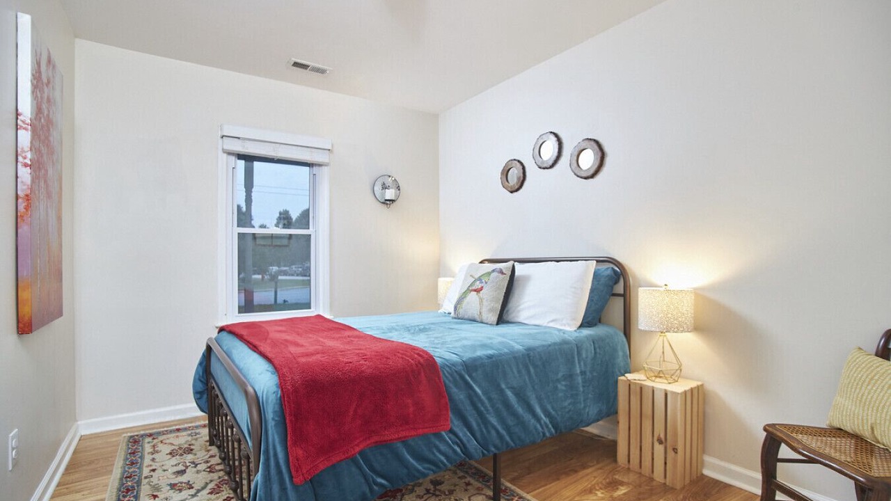 Photo of Bedroom in Apex