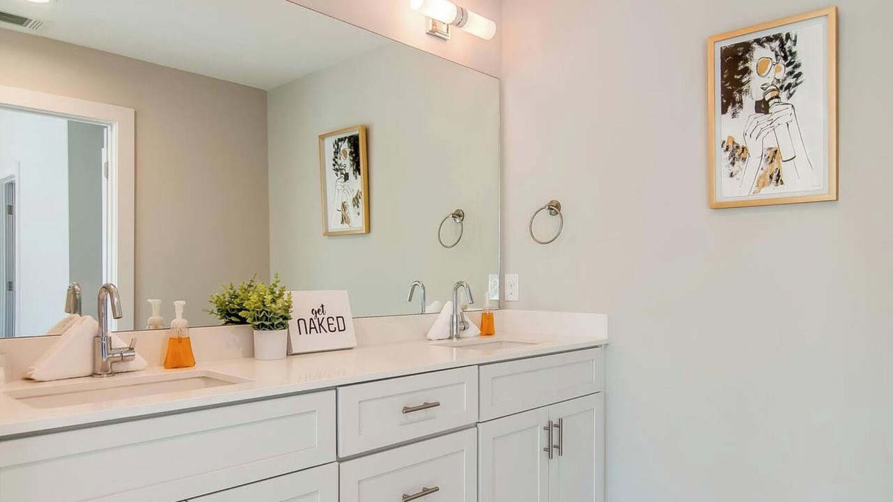 Photo of Bathroom in Historic Waverly