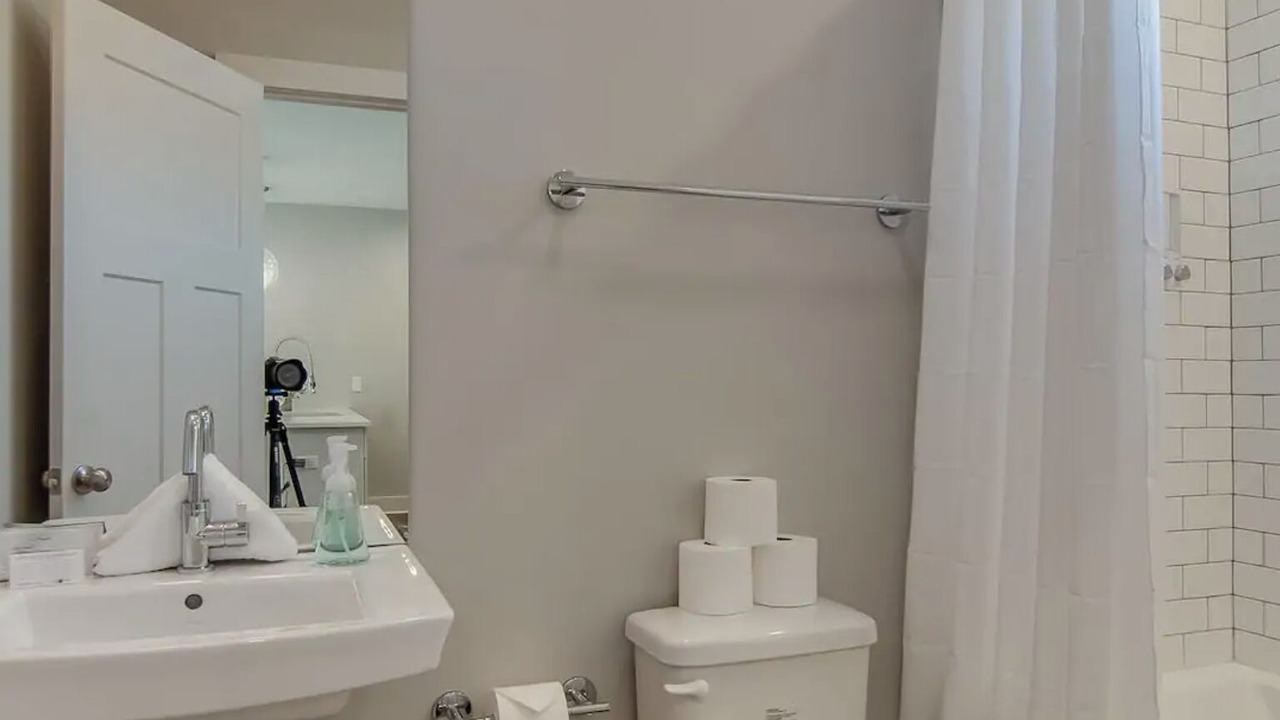 Photo of Bathroom in Historic Waverly