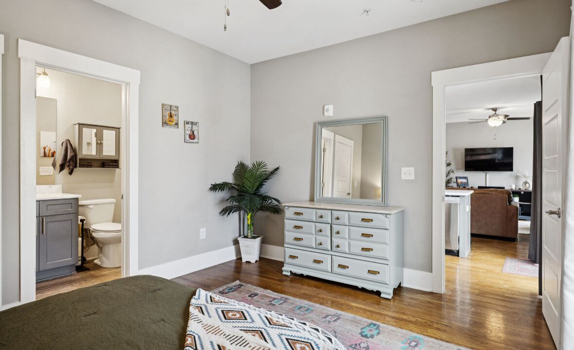 Photo of Bedroom in Inglewood