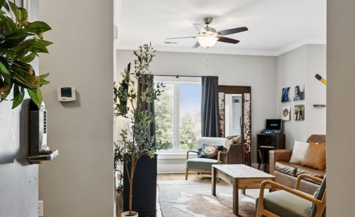 Photo of Livingroom in Inglewood