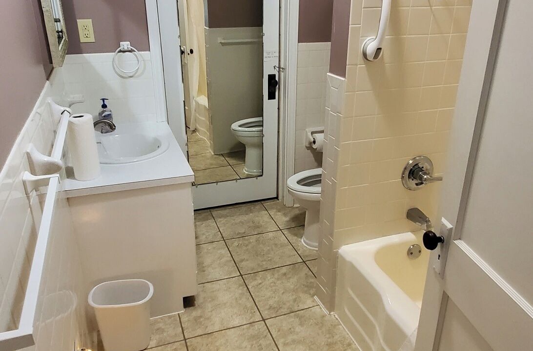 Photo of Bathroom in Piney Creek