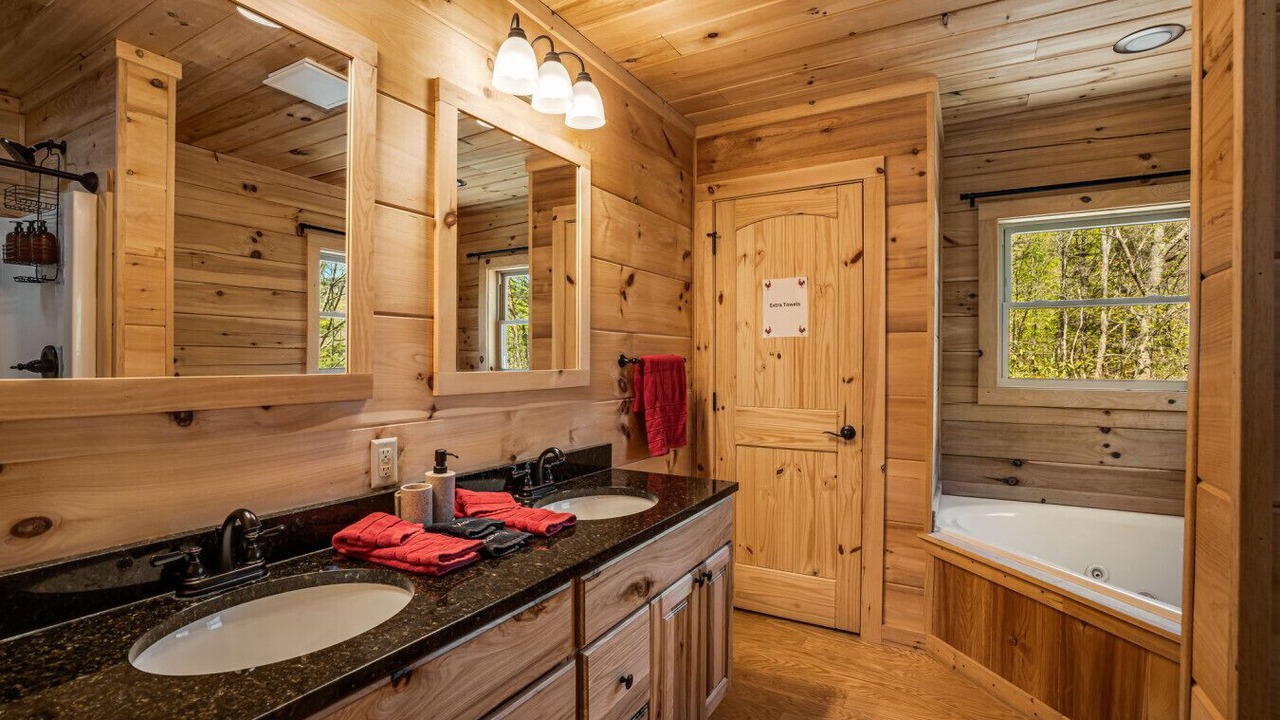 Photo of Bathroom in Fairview