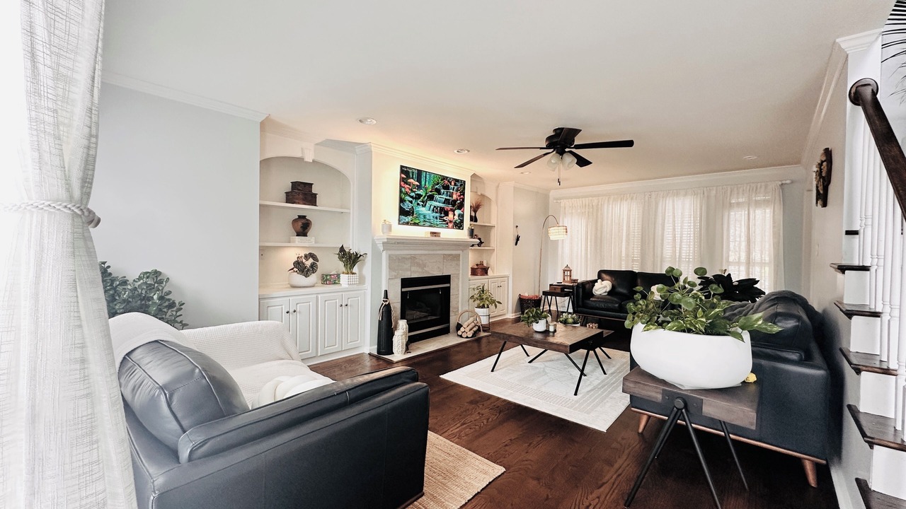 Photo of Livingroom in Evans