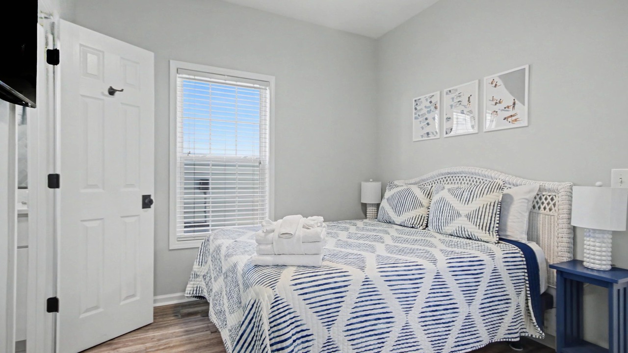 Photo of Bedroom in Surfside Beach