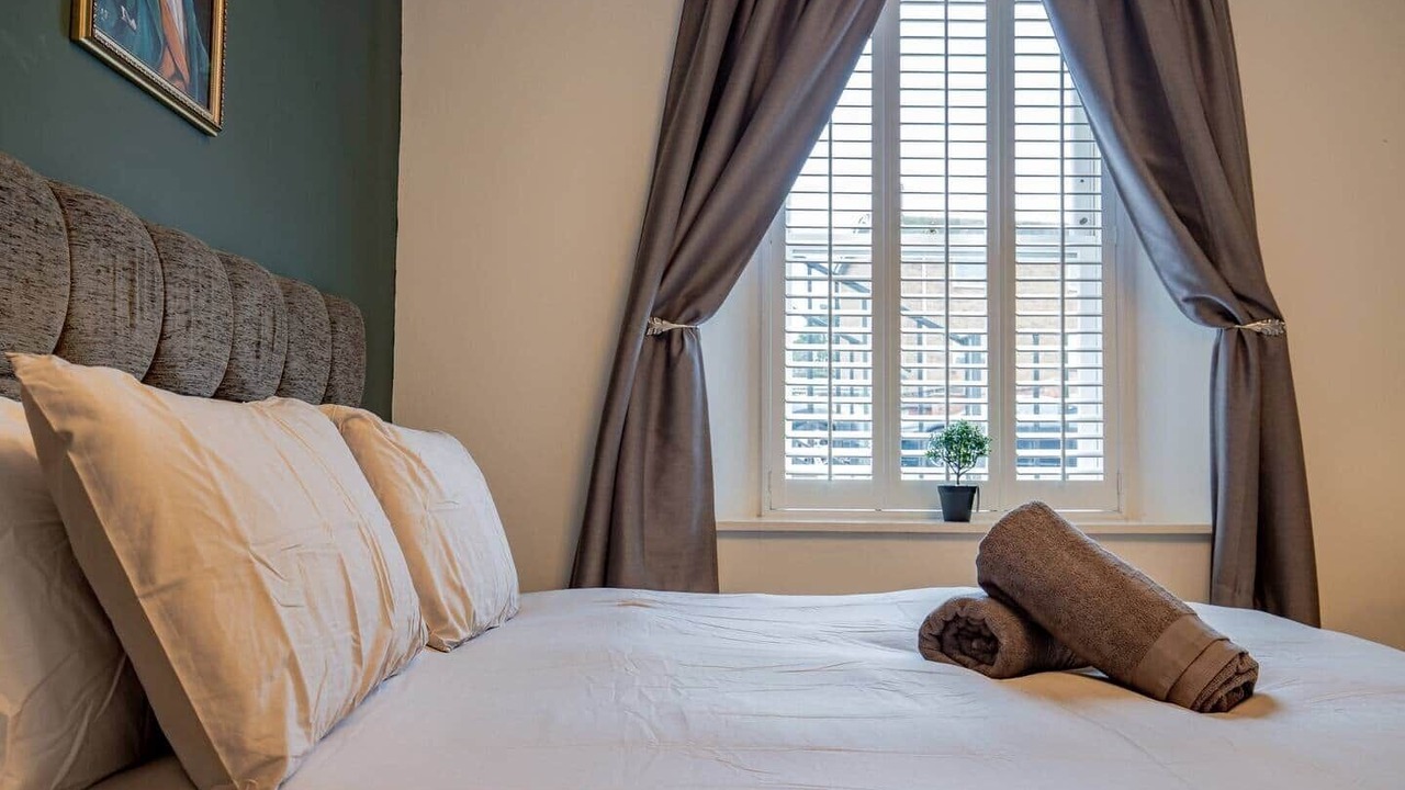 Photo of Bedroom in Cheltenham
