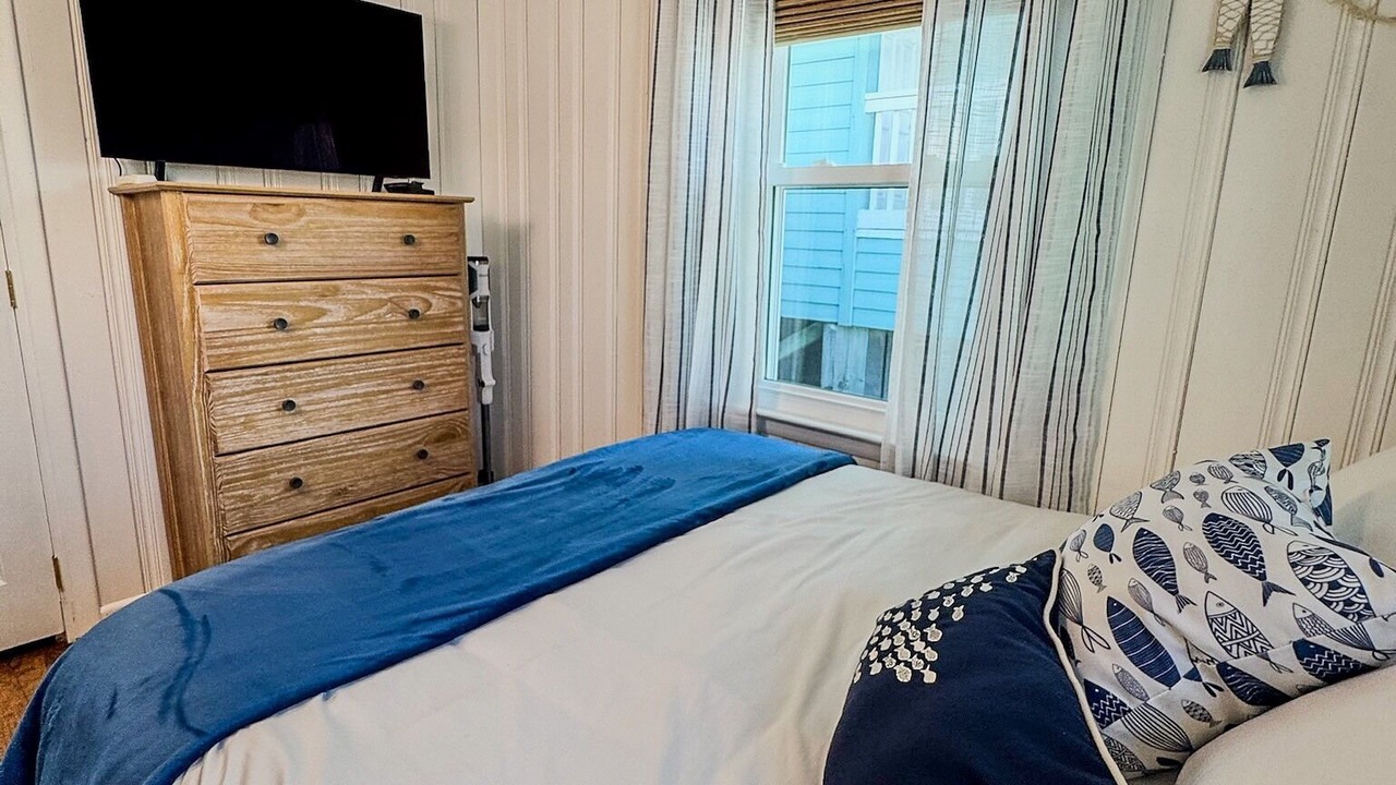 Photo of Bedroom in Carolina Beach