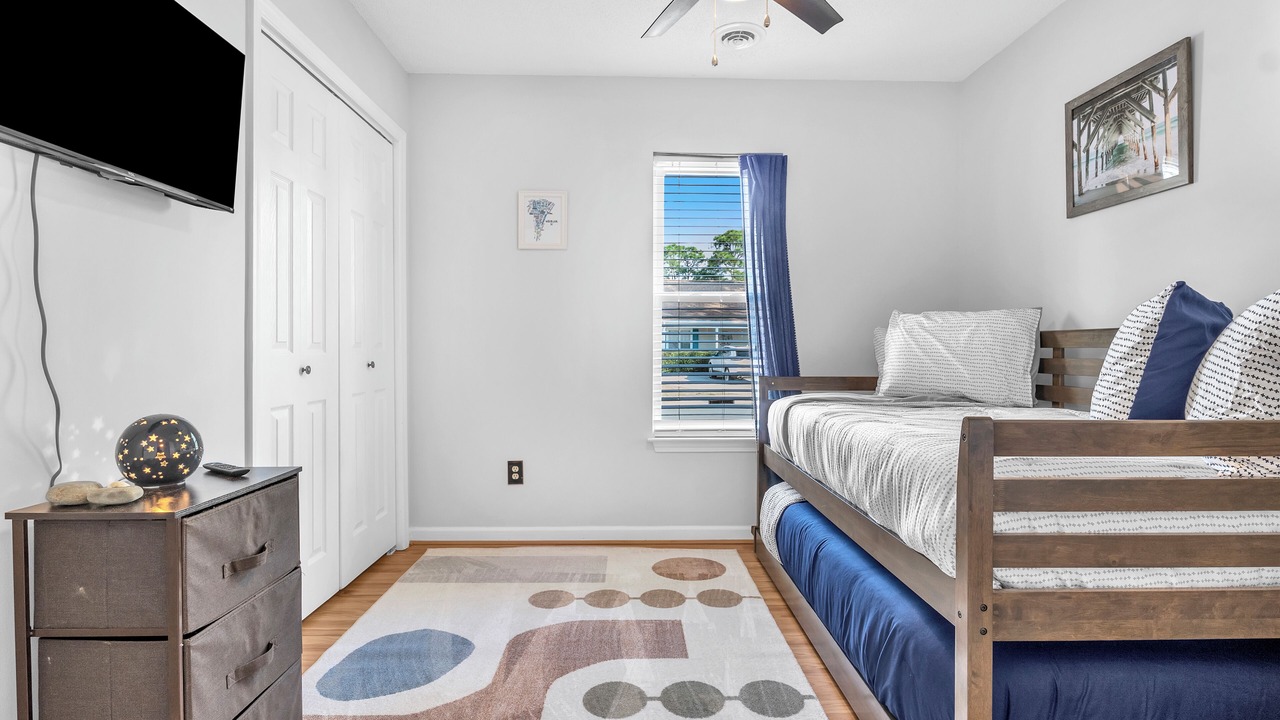 Photo of Bedroom in Myrtle Grove