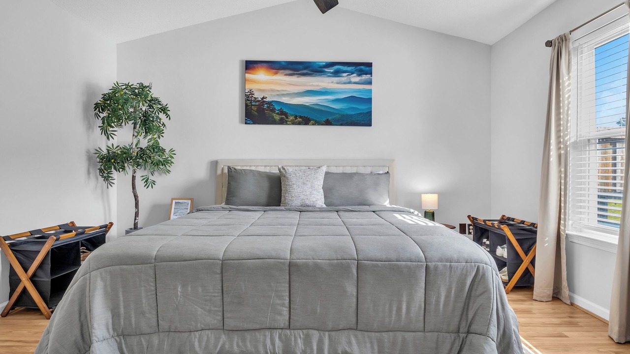 Photo of Bedroom in Myrtle Grove
