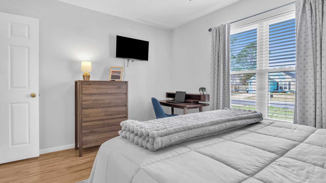 Photo of Bedroom in Myrtle Grove