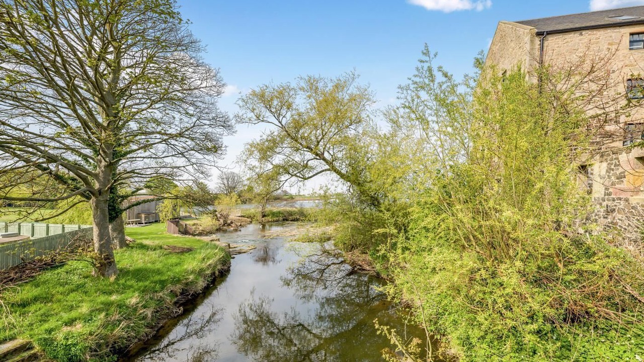 Photo of Outdoor in Waren Mill