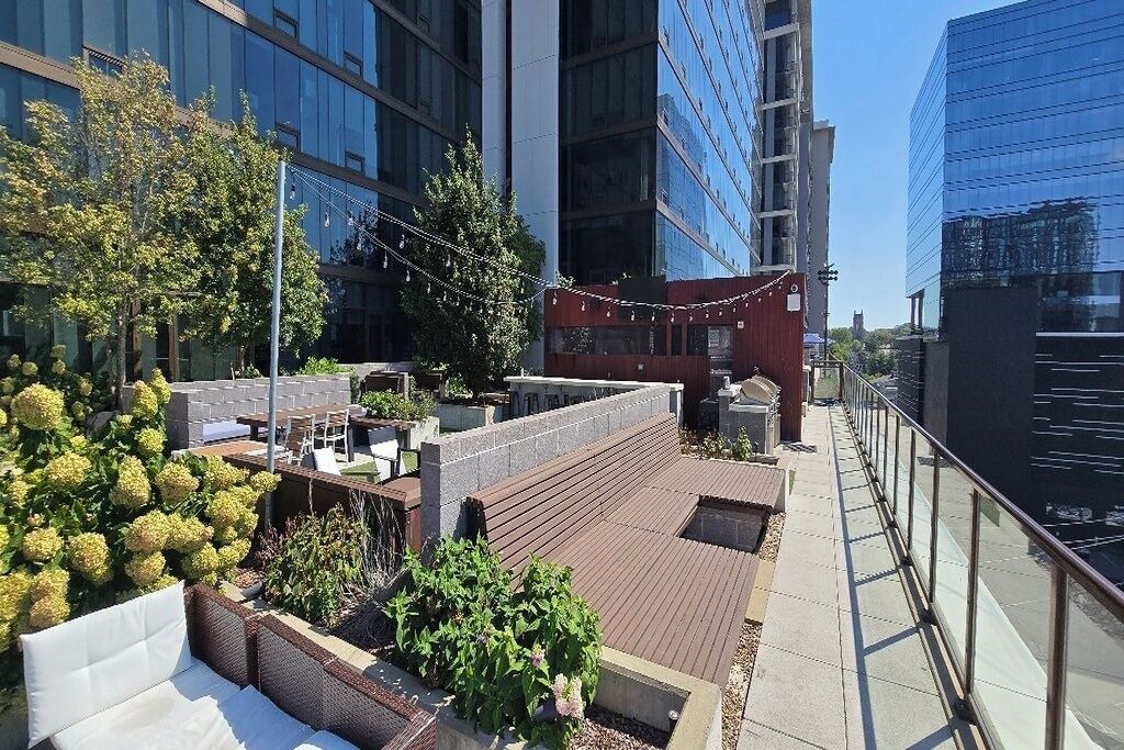 Photo of Patio Balcony in Music Row