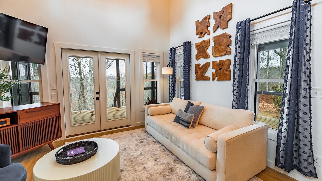 Photo of Livingroom in Monteagle