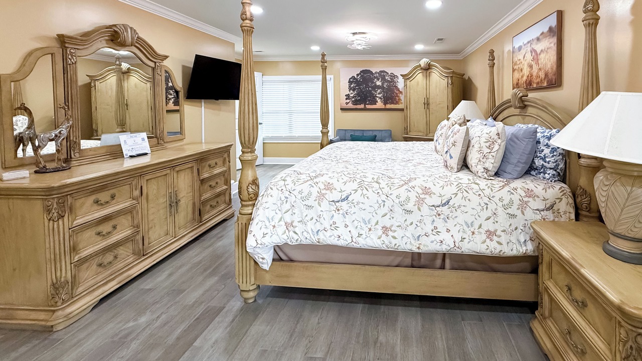 Photo of Bedroom in Leland