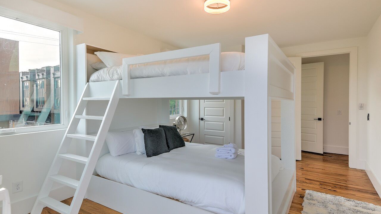 Photo of Bedroom in Talbot's Corner