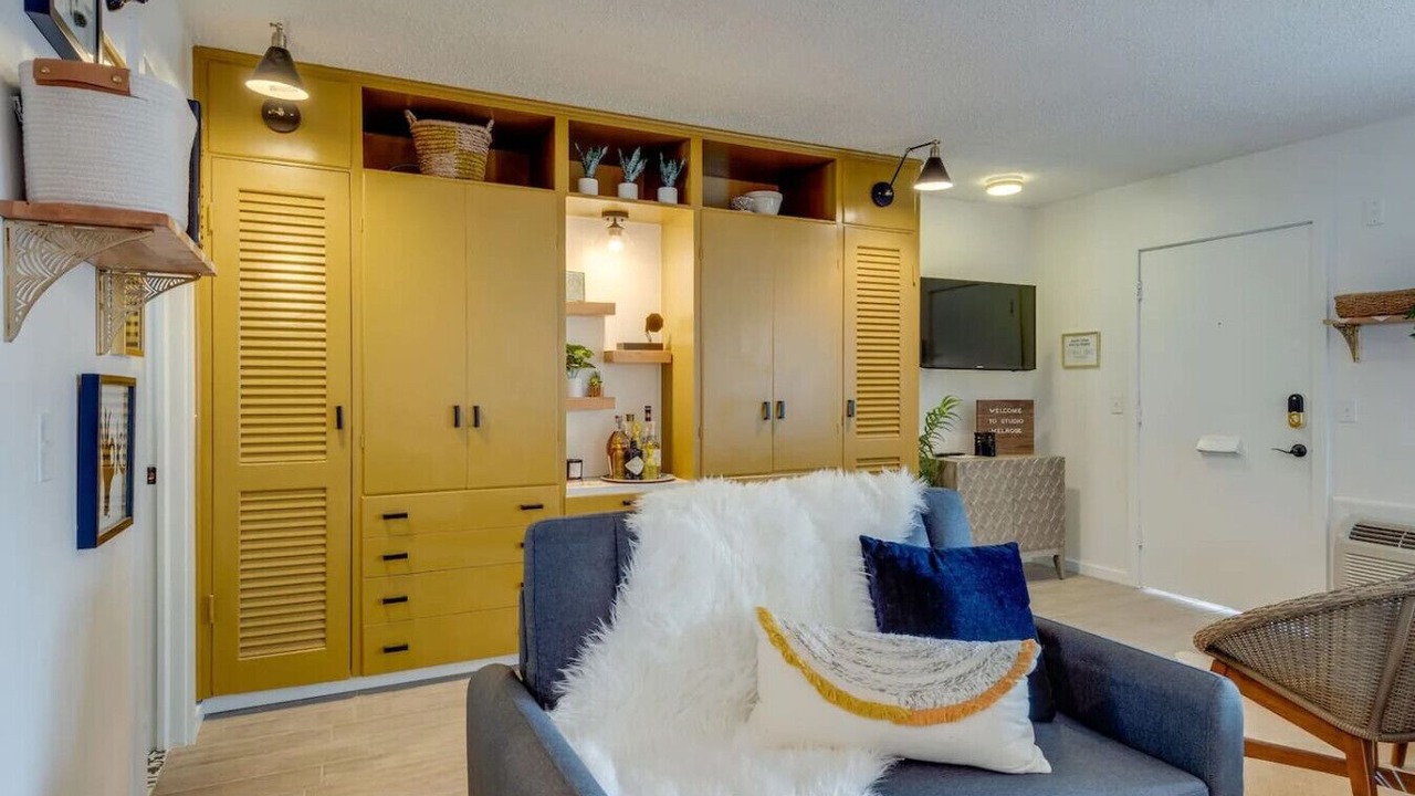 Photo of Livingroom in Melrose