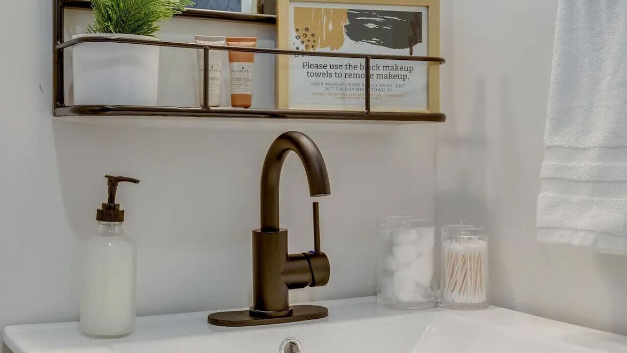 Photo of Bathroom in Melrose