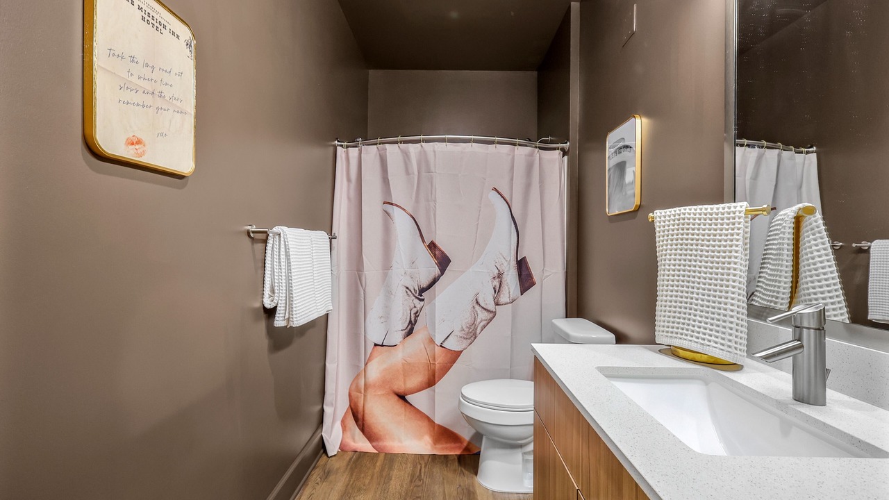 Photo of Bathroom in Eighth Avenue
