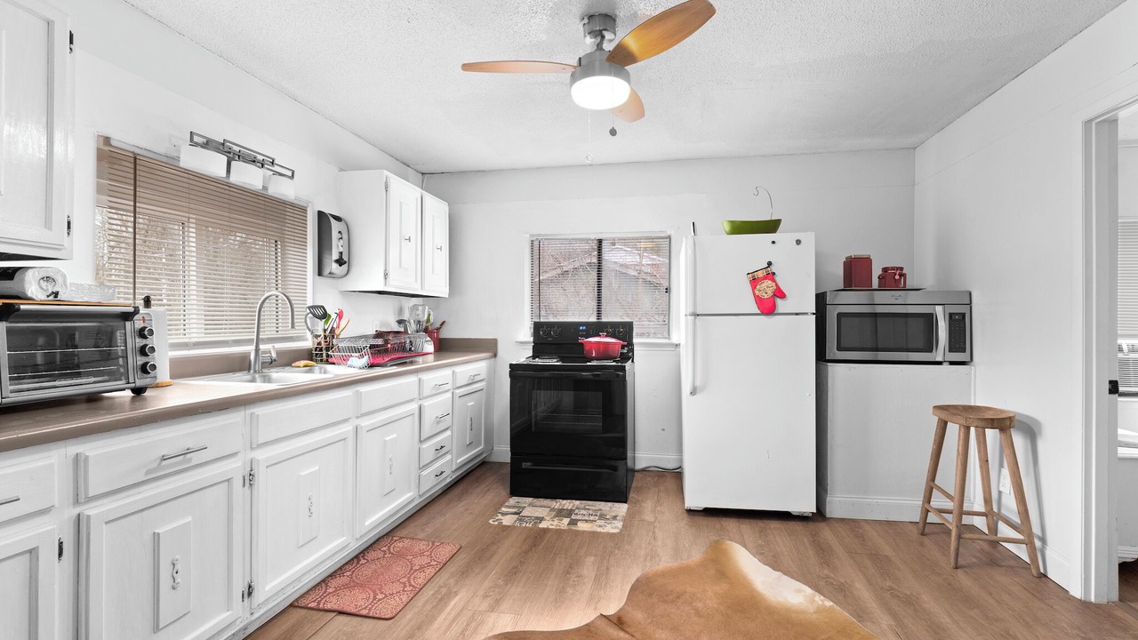 Photo of Kitchen in Collegedale