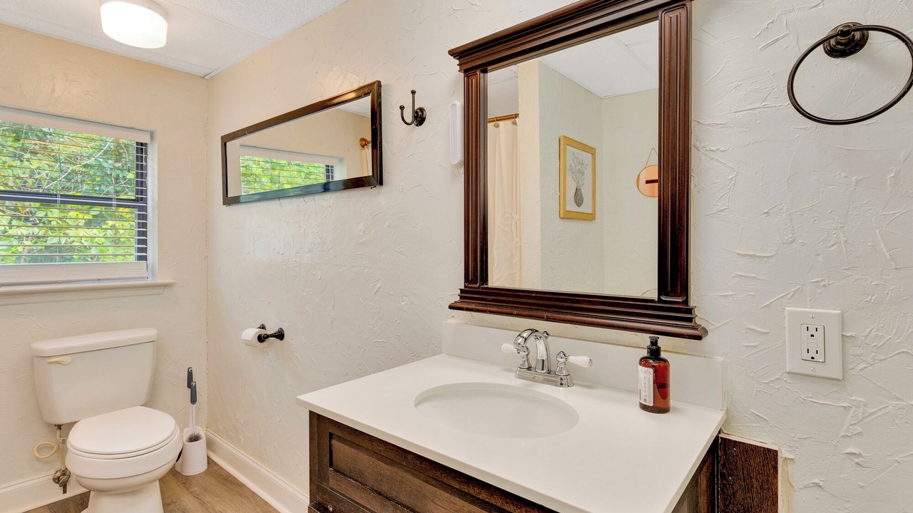 Photo of Bathroom in Collegedale
