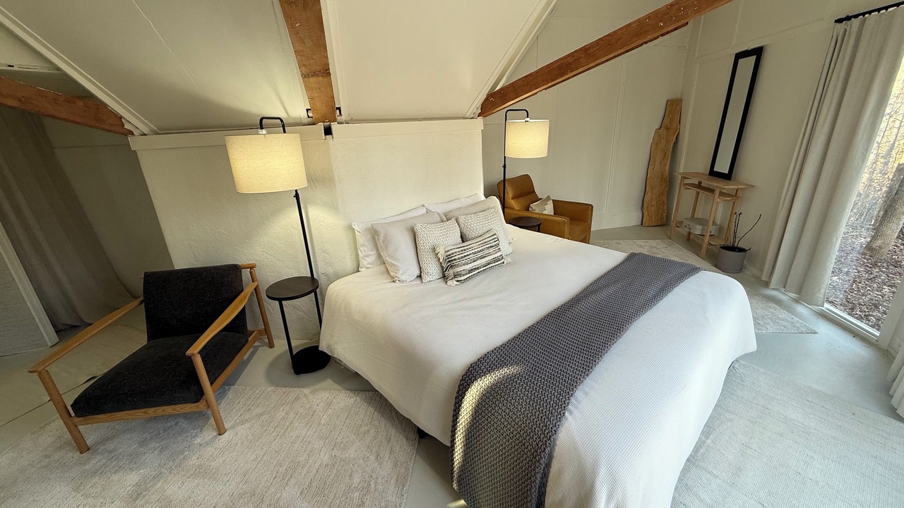Photo of Bedroom in Jonesville
