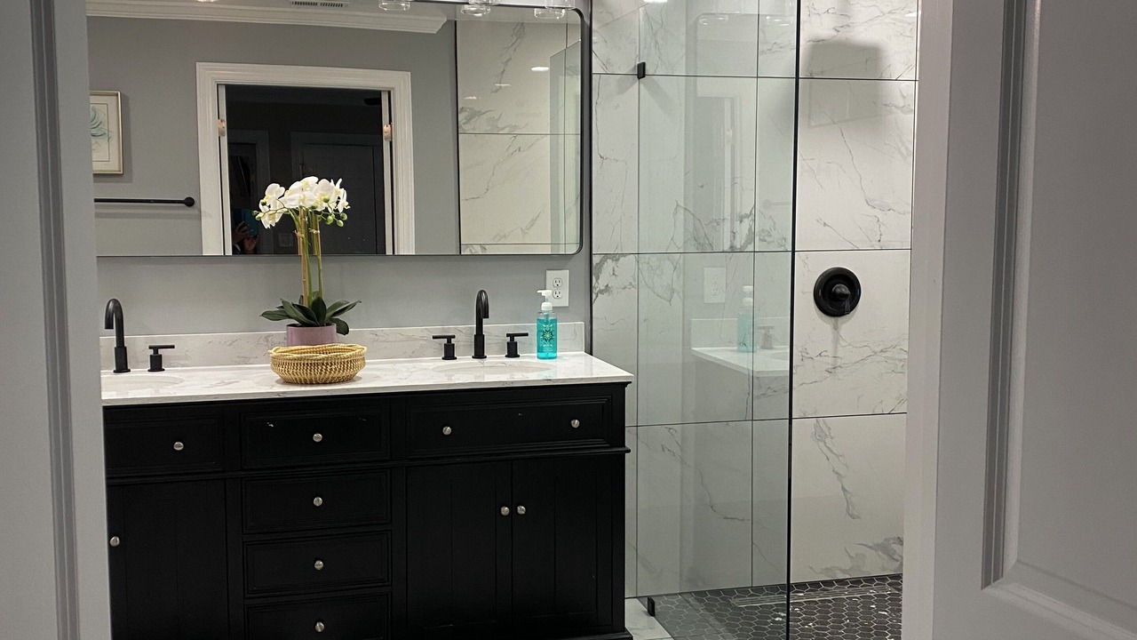 Photo of Bathroom in Brookhaven