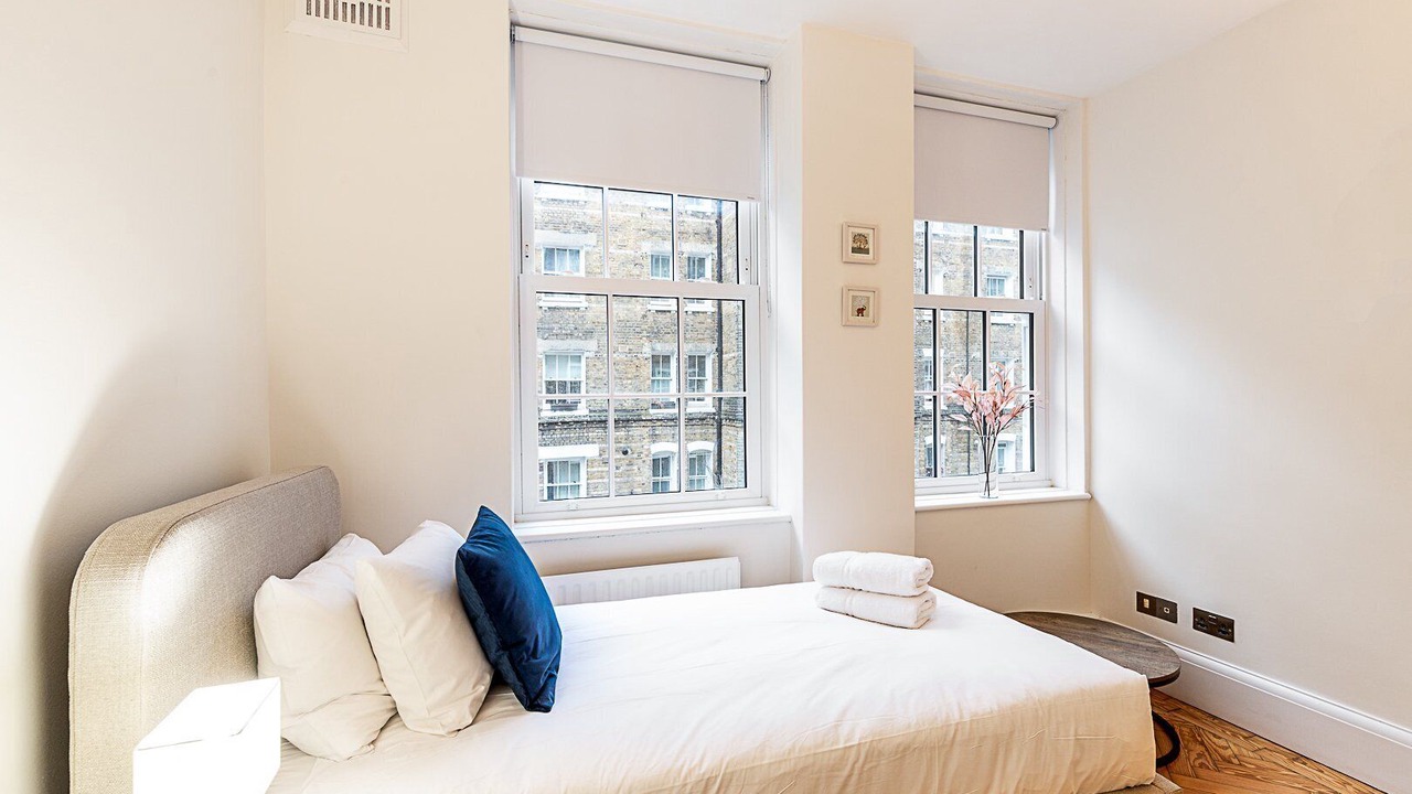 Photo of Bedroom in South Bank