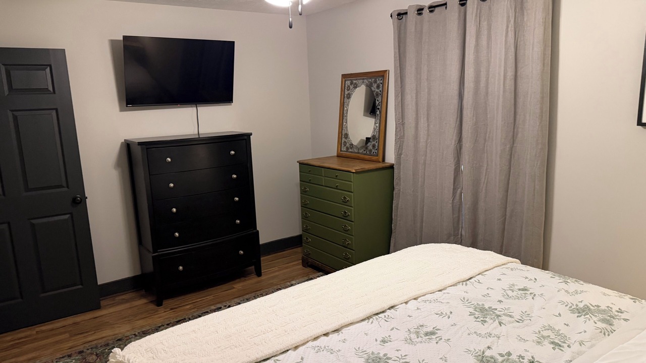 Photo of Bedroom in Grovetown
