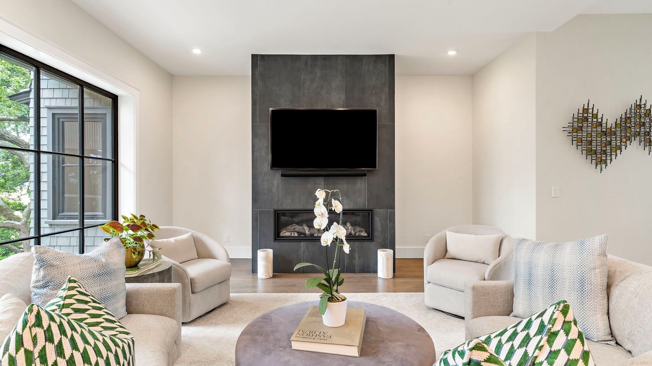 Photo of Livingroom in Vanderhorst Plantation