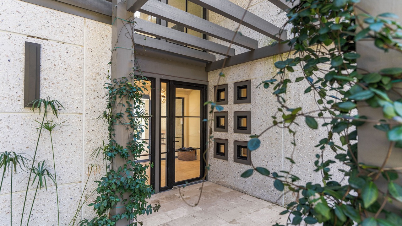 Photo of Outdoor in Vanderhorst Plantation