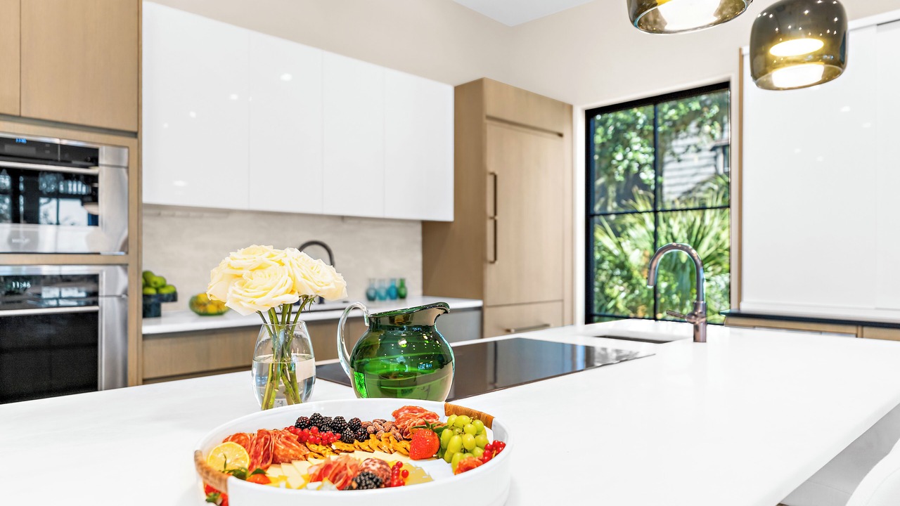 Photo of Kitchen in Vanderhorst Plantation