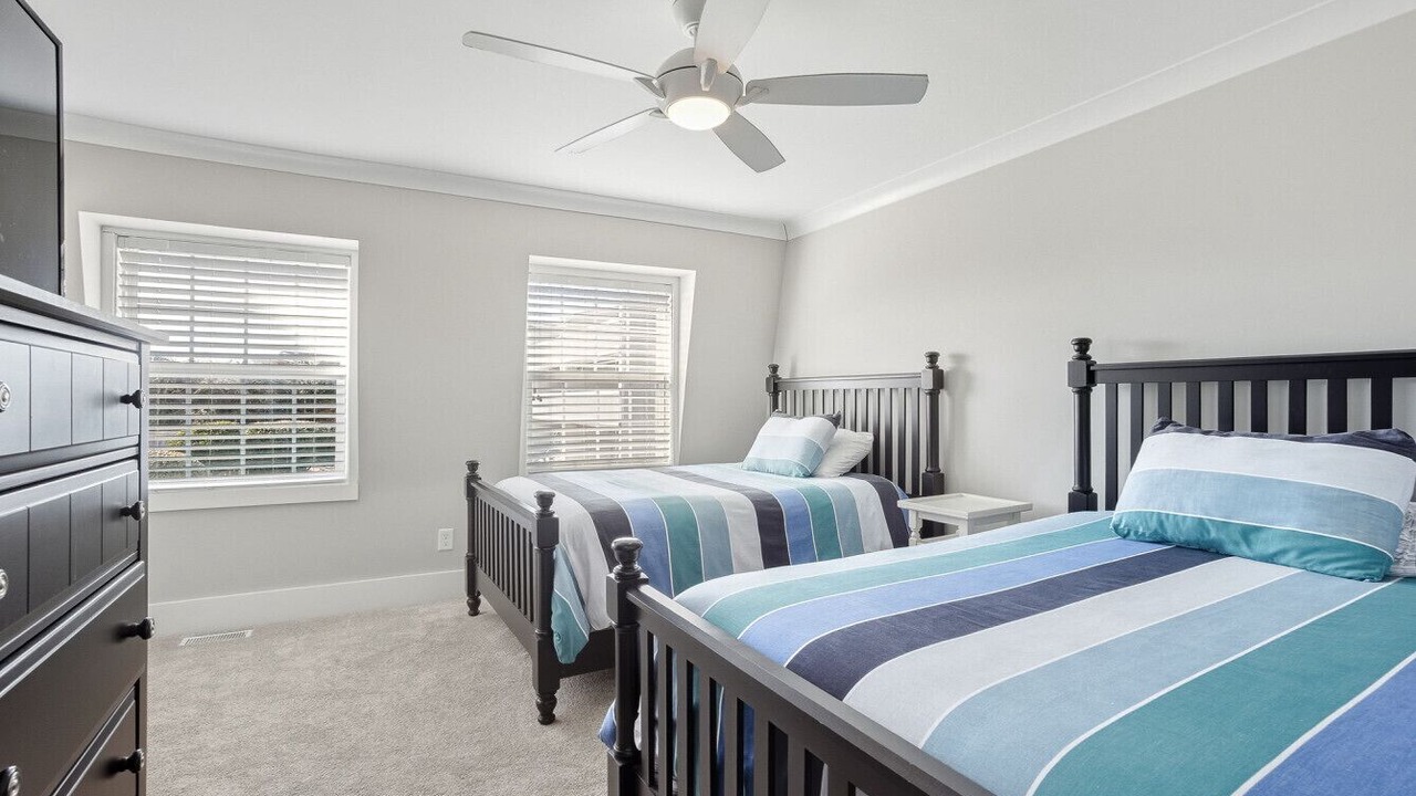 Photo of Bedroom in Pine Knoll Shores