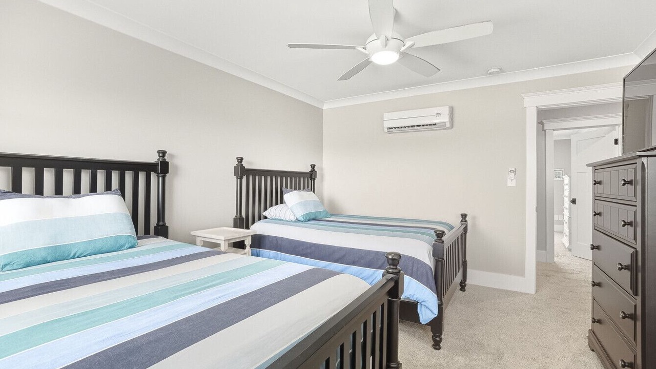 Photo of Bedroom in Pine Knoll Shores