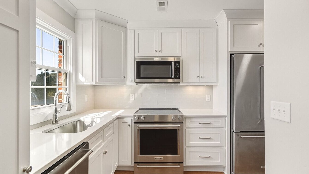 Photo of Kitchen in Pine Knoll Shores