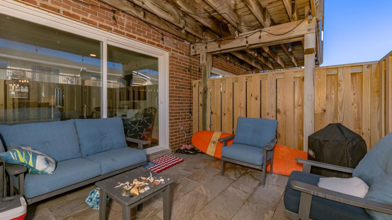 Photo of Patio Balcony in Pine Knoll Shores