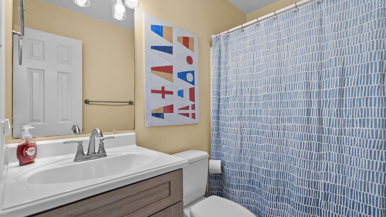Photo of Bathroom in Tranquil Harbour