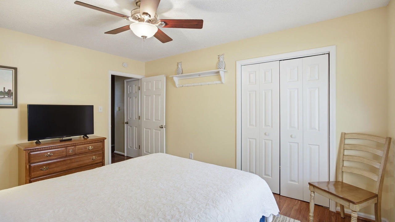 Photo of Bedroom in Tranquil Harbour