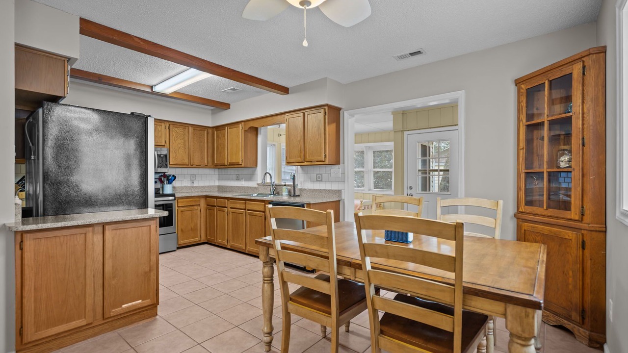 Photo of Kitchen in Tranquil Harbour