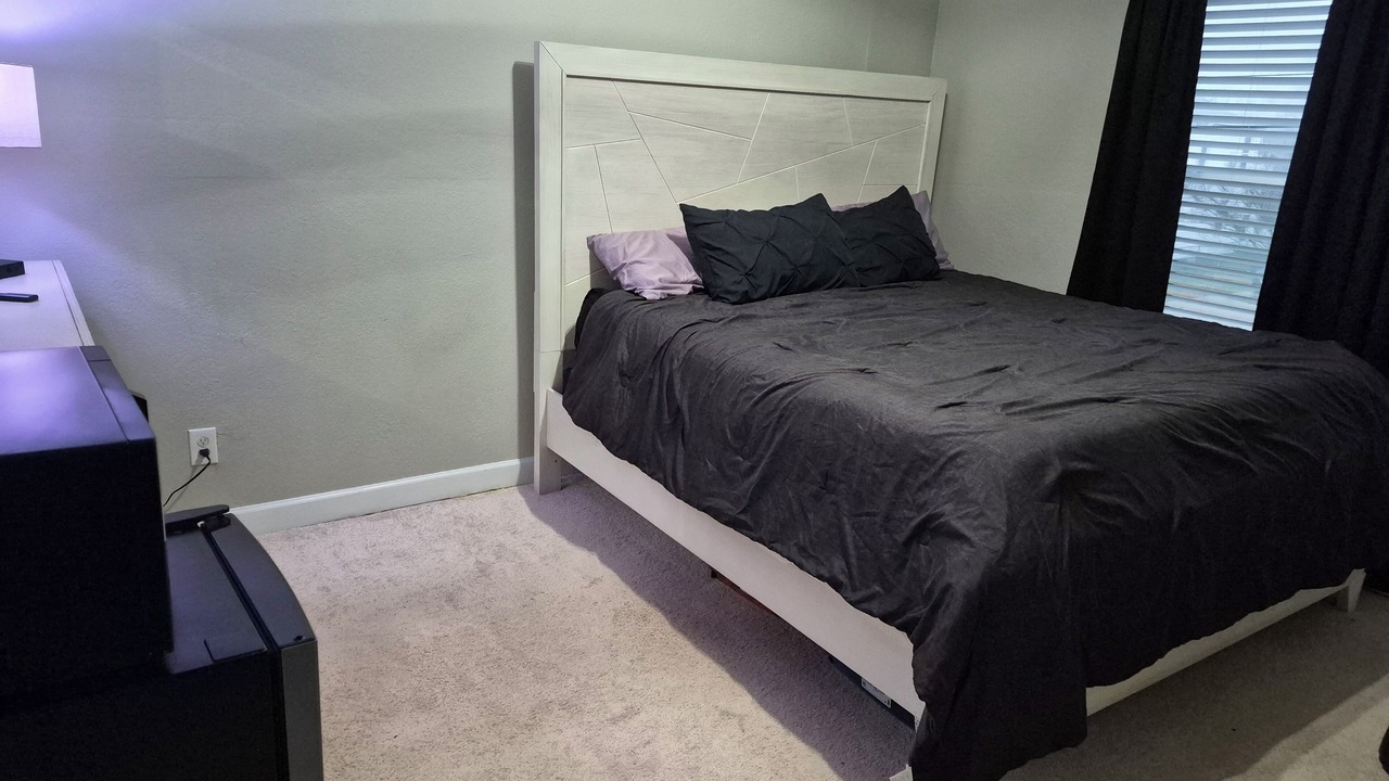 Photo of Bedroom in Newport News