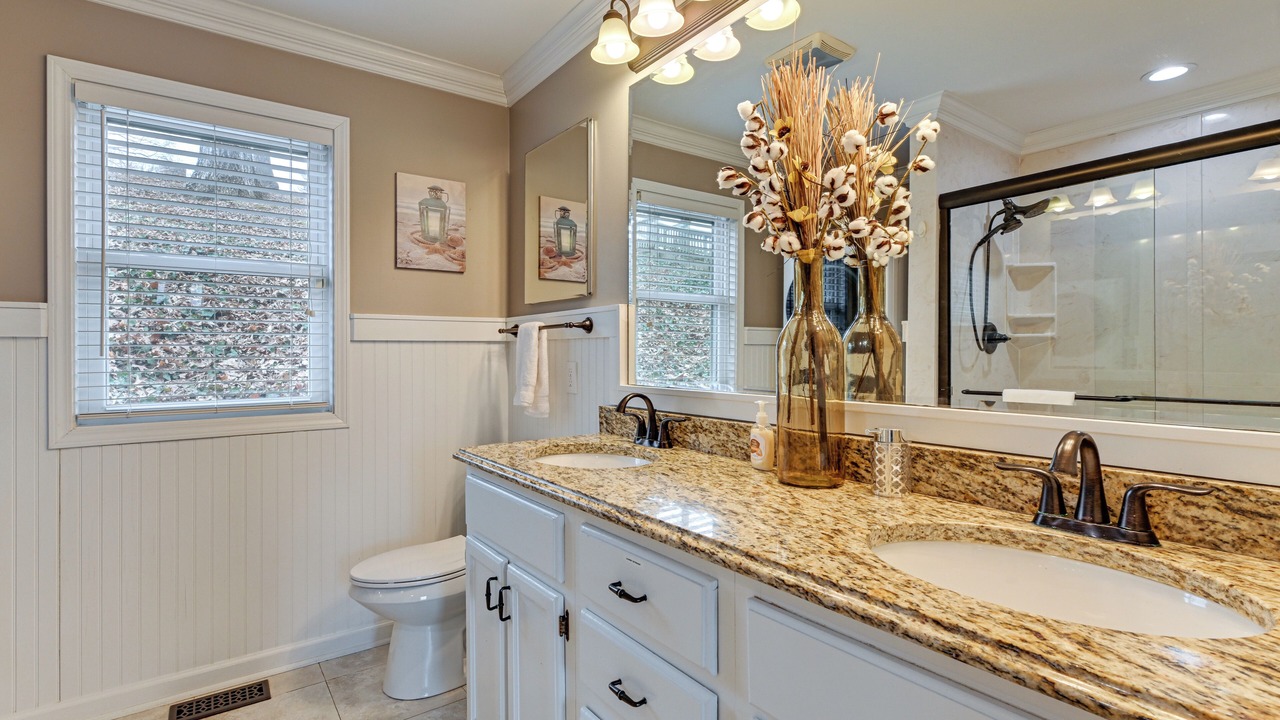 Photo of Bathroom in Southmont