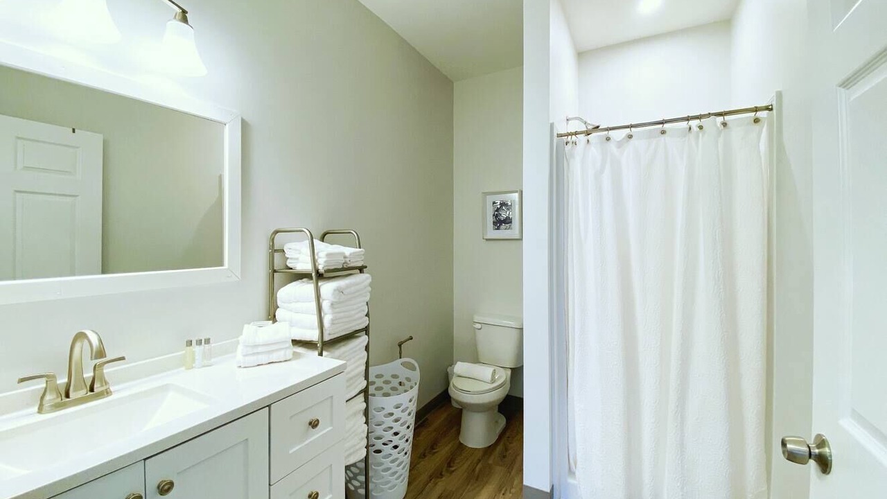 Photo of Bathroom in Maxwell