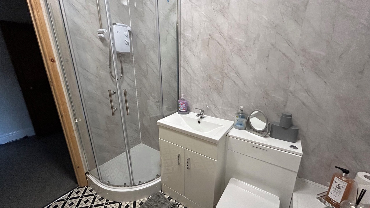 Photo of Bathroom in Prudhoe