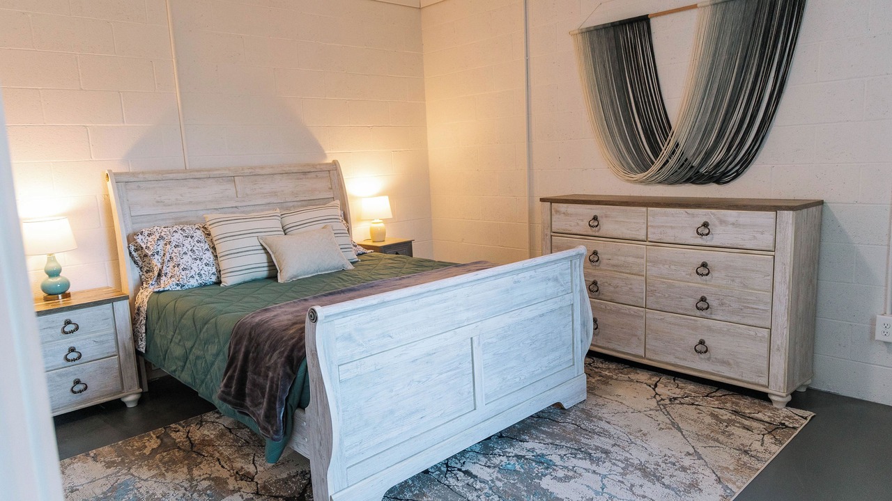 Photo of Bedroom in Salem